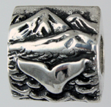 13598-Alaska Whale Tail Story Bead