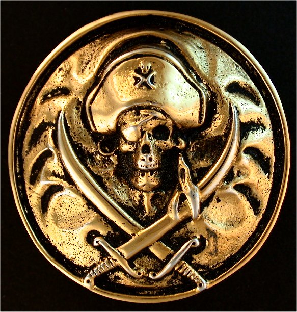 18306-SKull and Bones Pirate Head Belt Buckle
